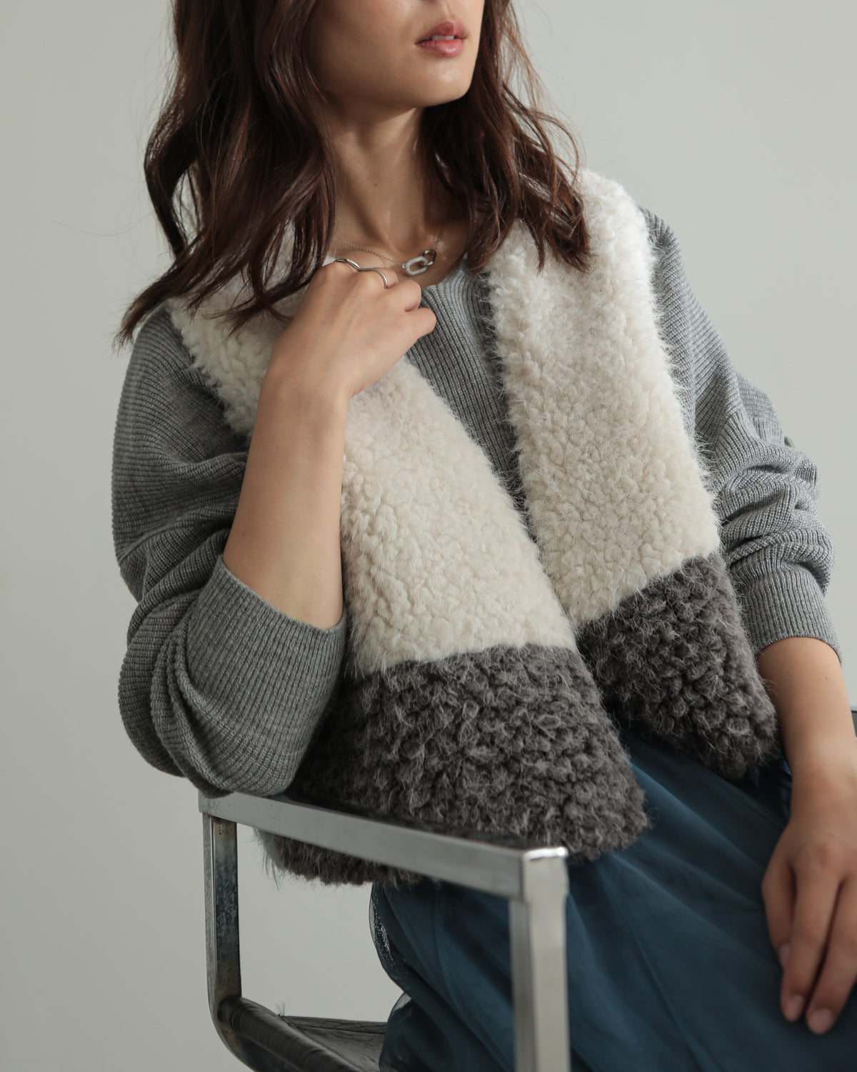 color scheme mokomoko vest