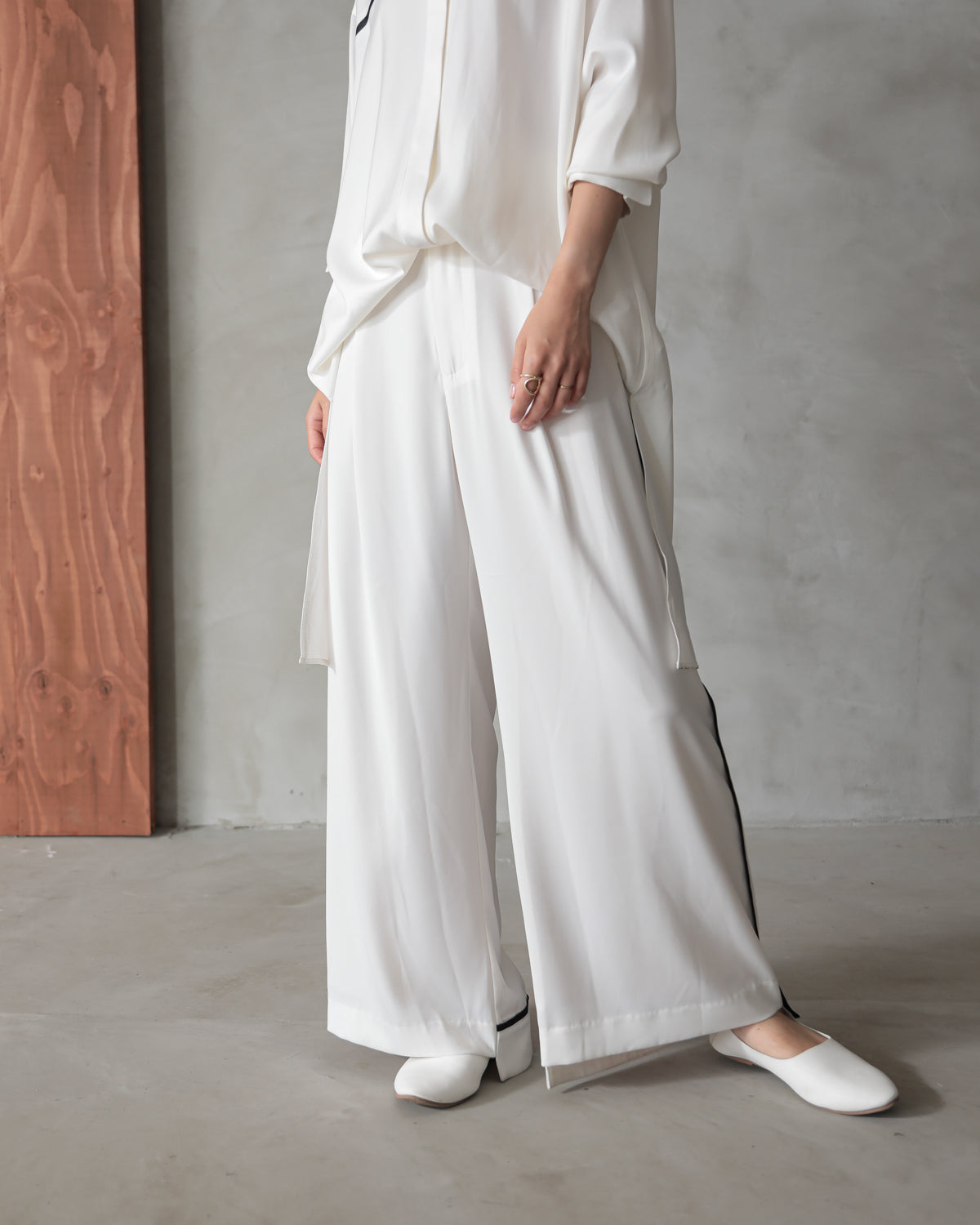 silk look wide pants