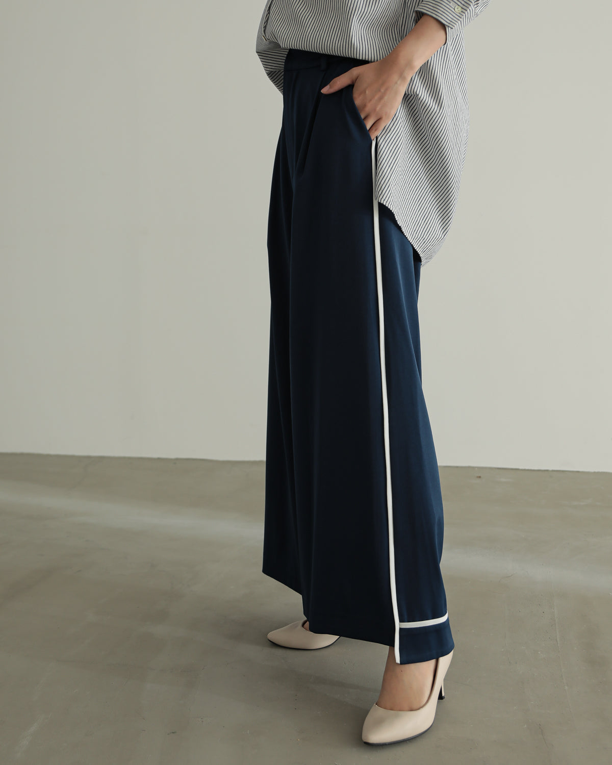 silk look wide pants