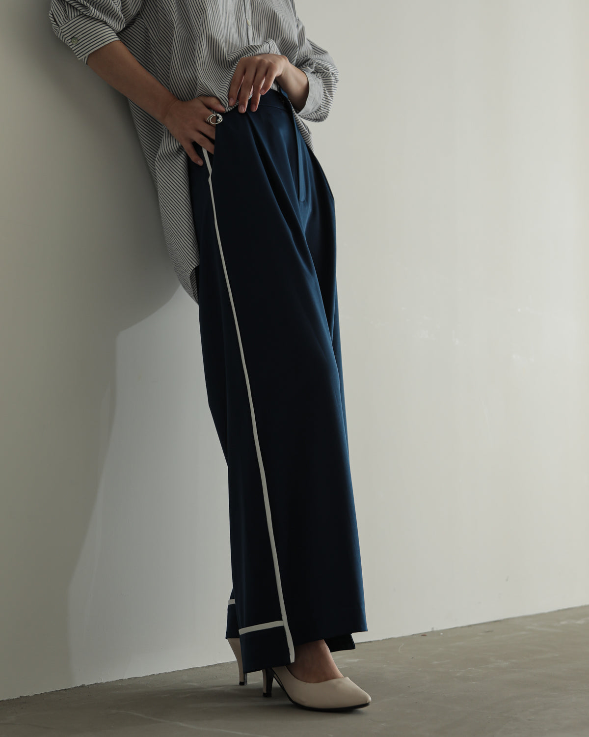 silk look wide pants