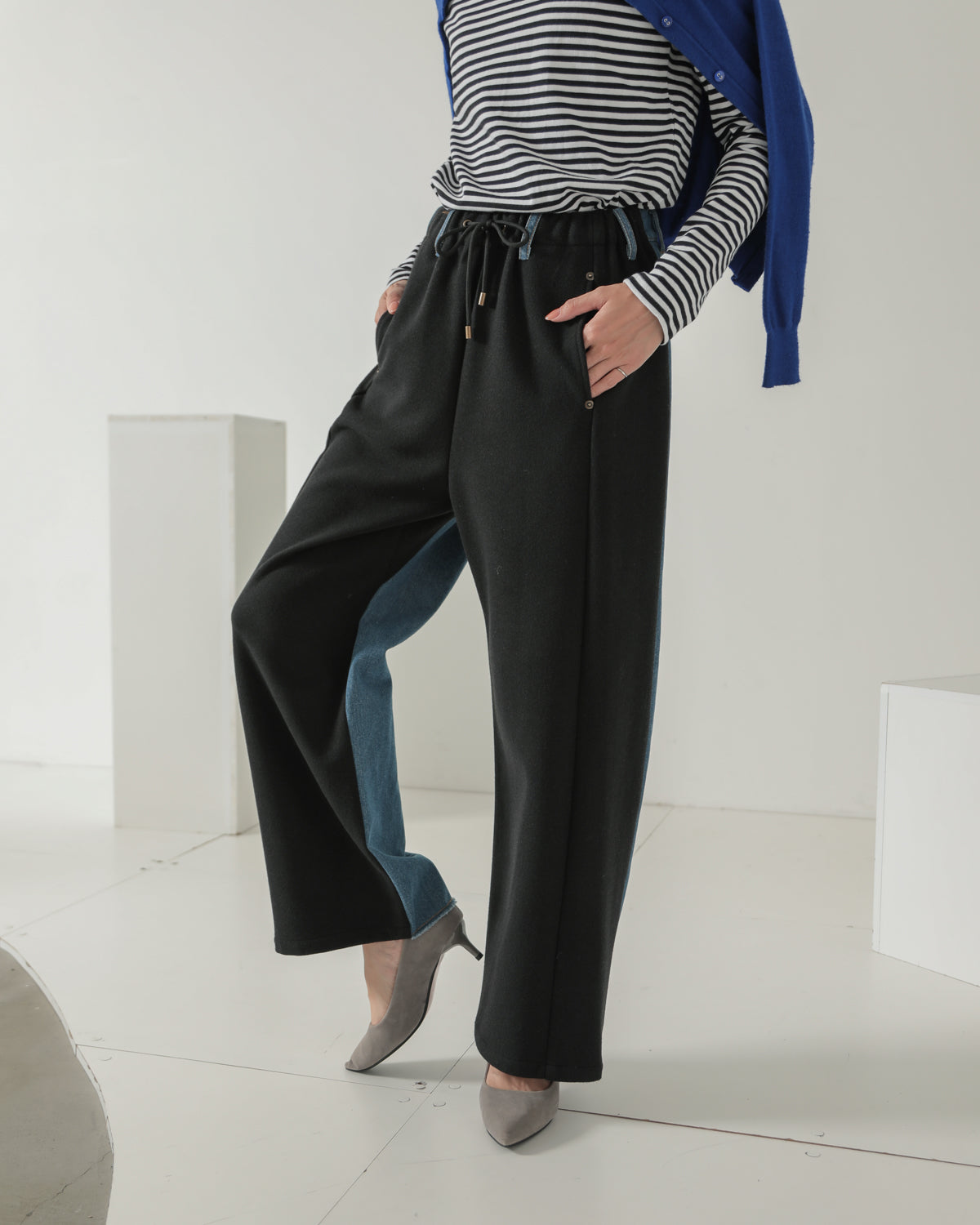 by color Different material denim pants