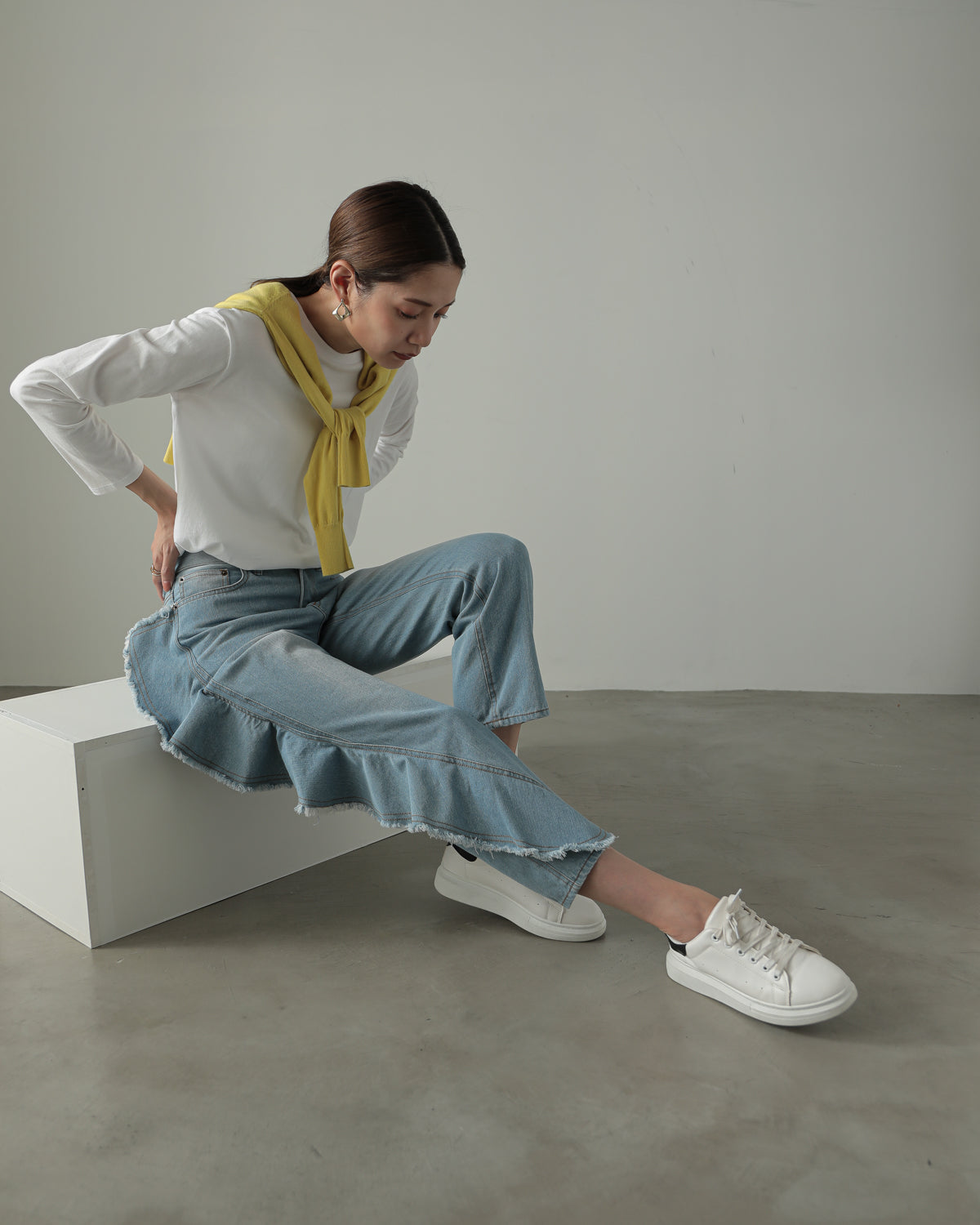 frill denim pants
