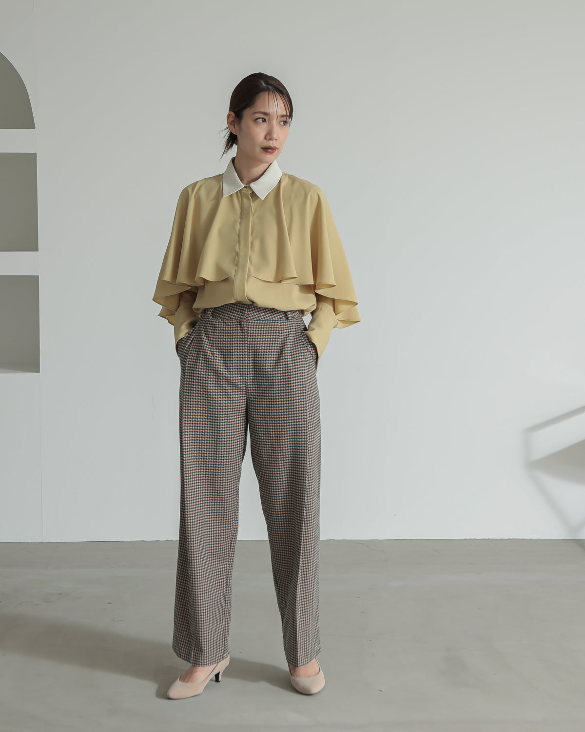 collar color blouse