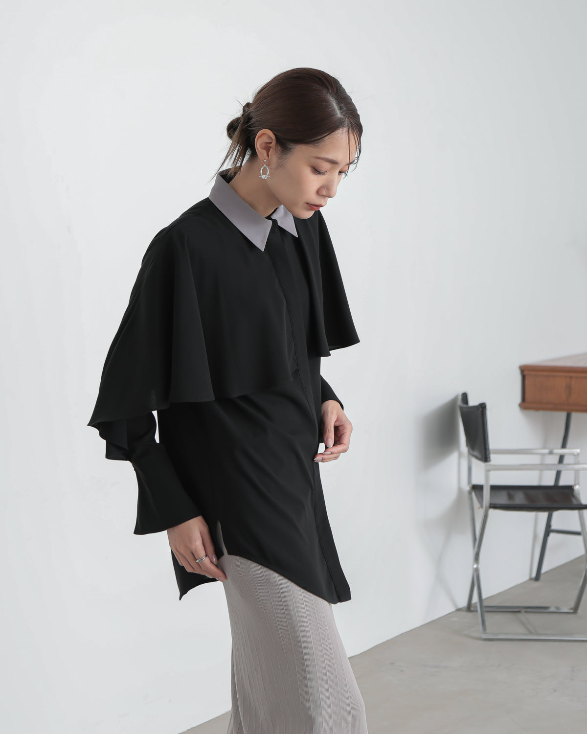 collar color blouse