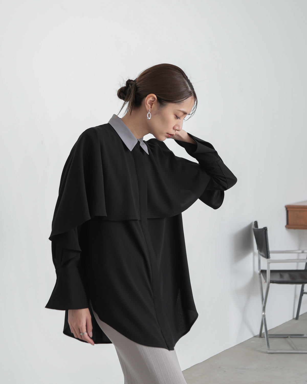 collar color blouse