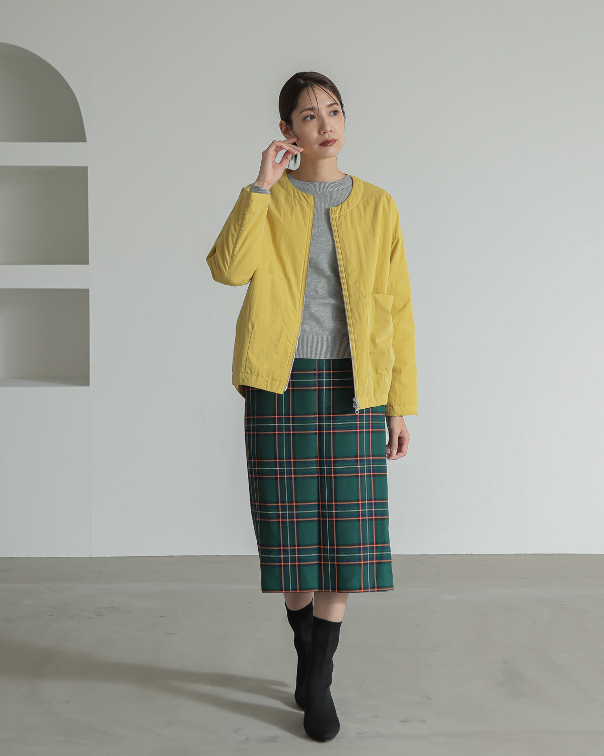 collarless padded jacket