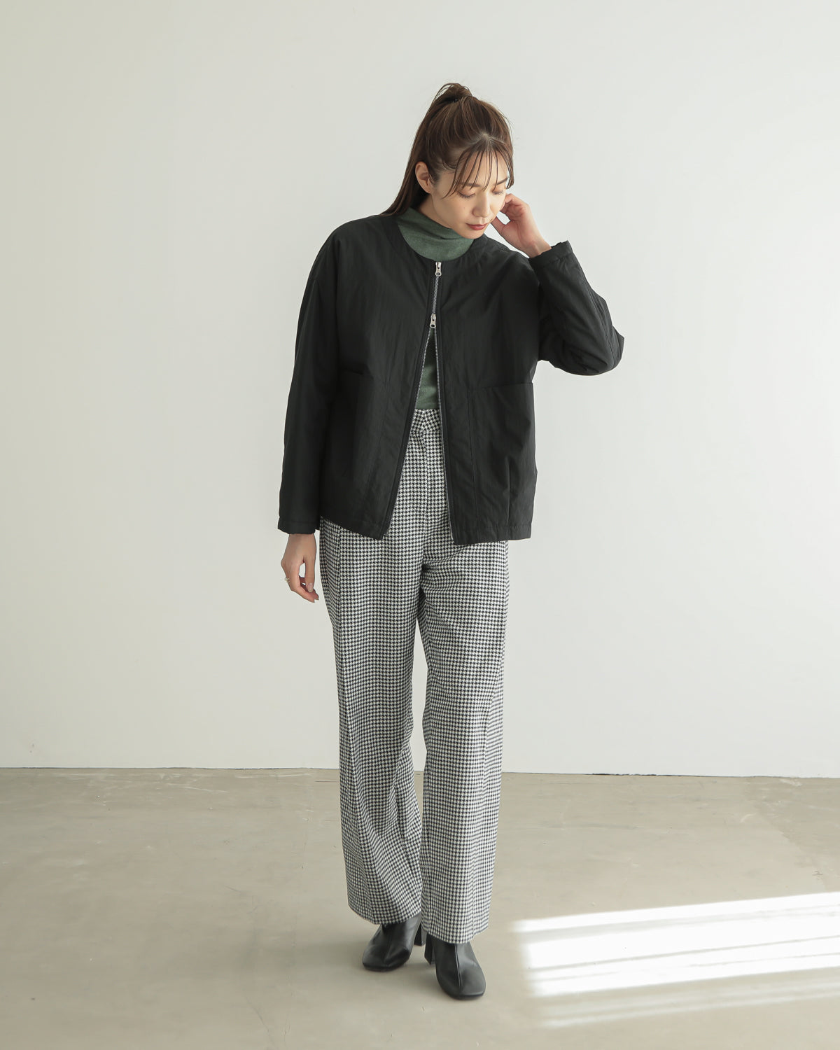 collarless padded jacket