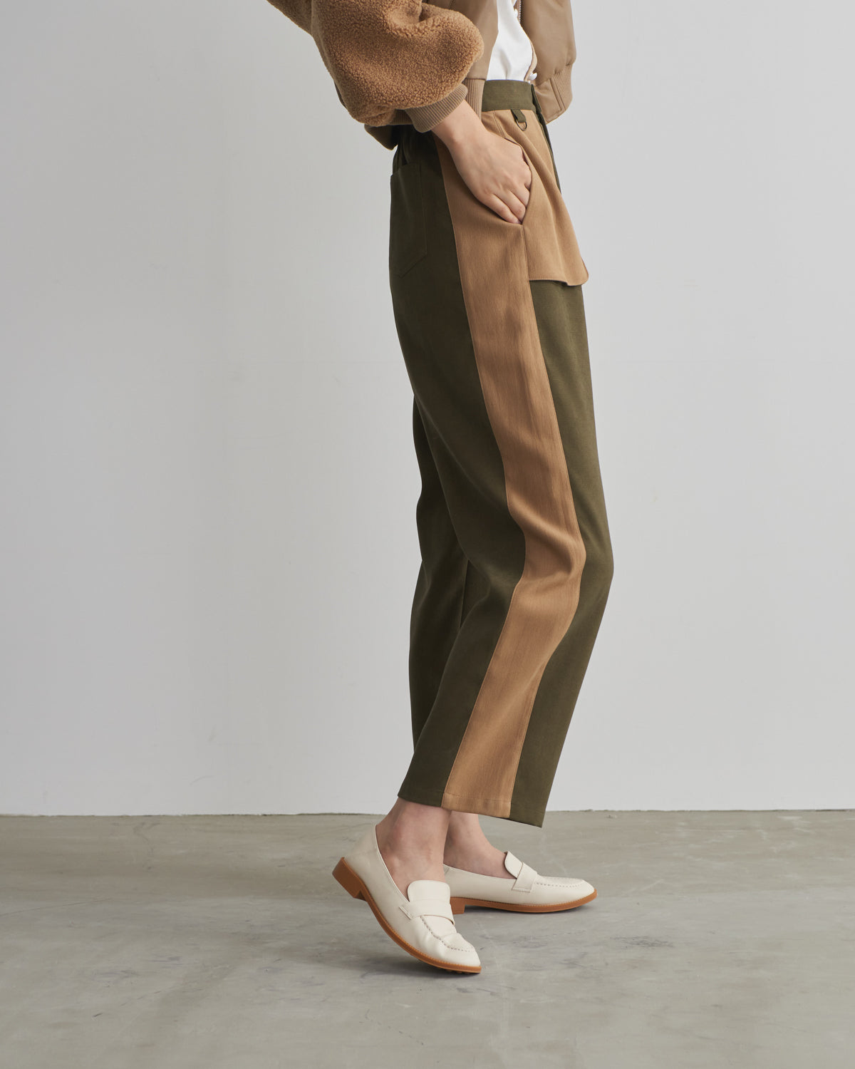 pocket side colored pants