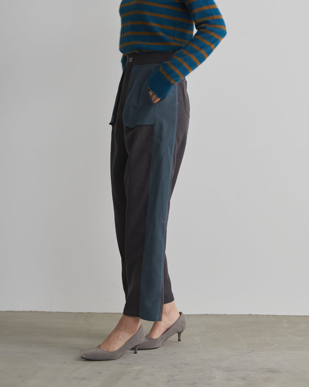 pocket side colored pants