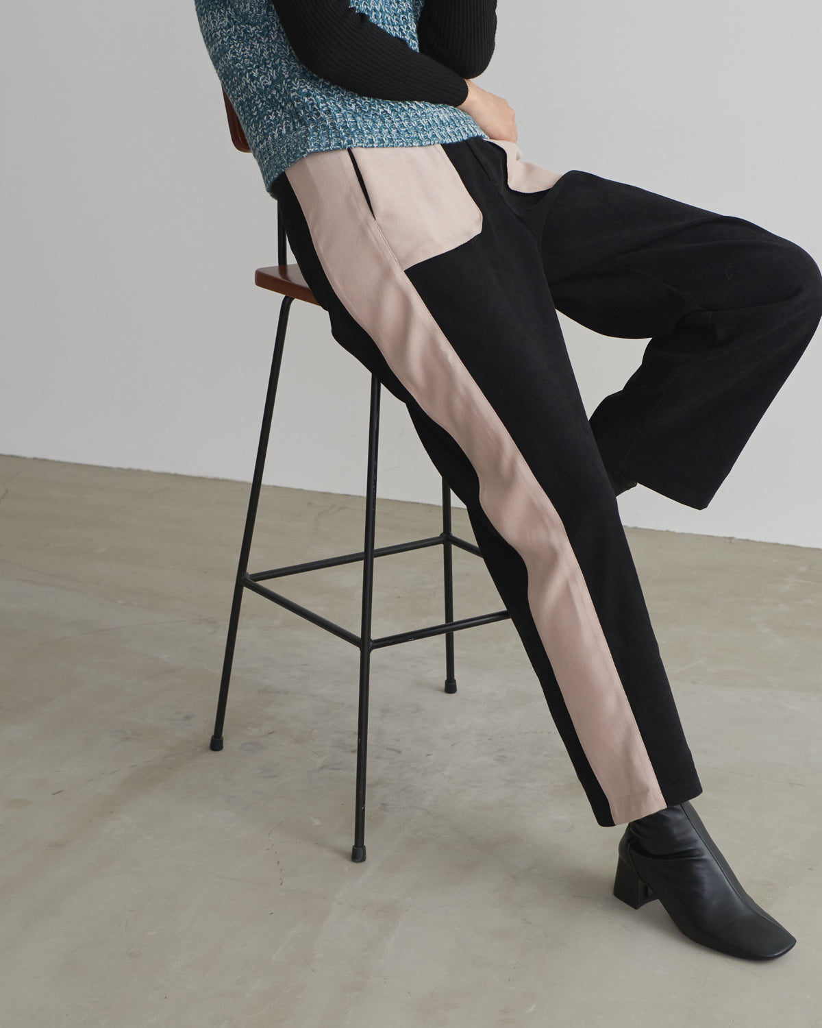 pocket side colored pants