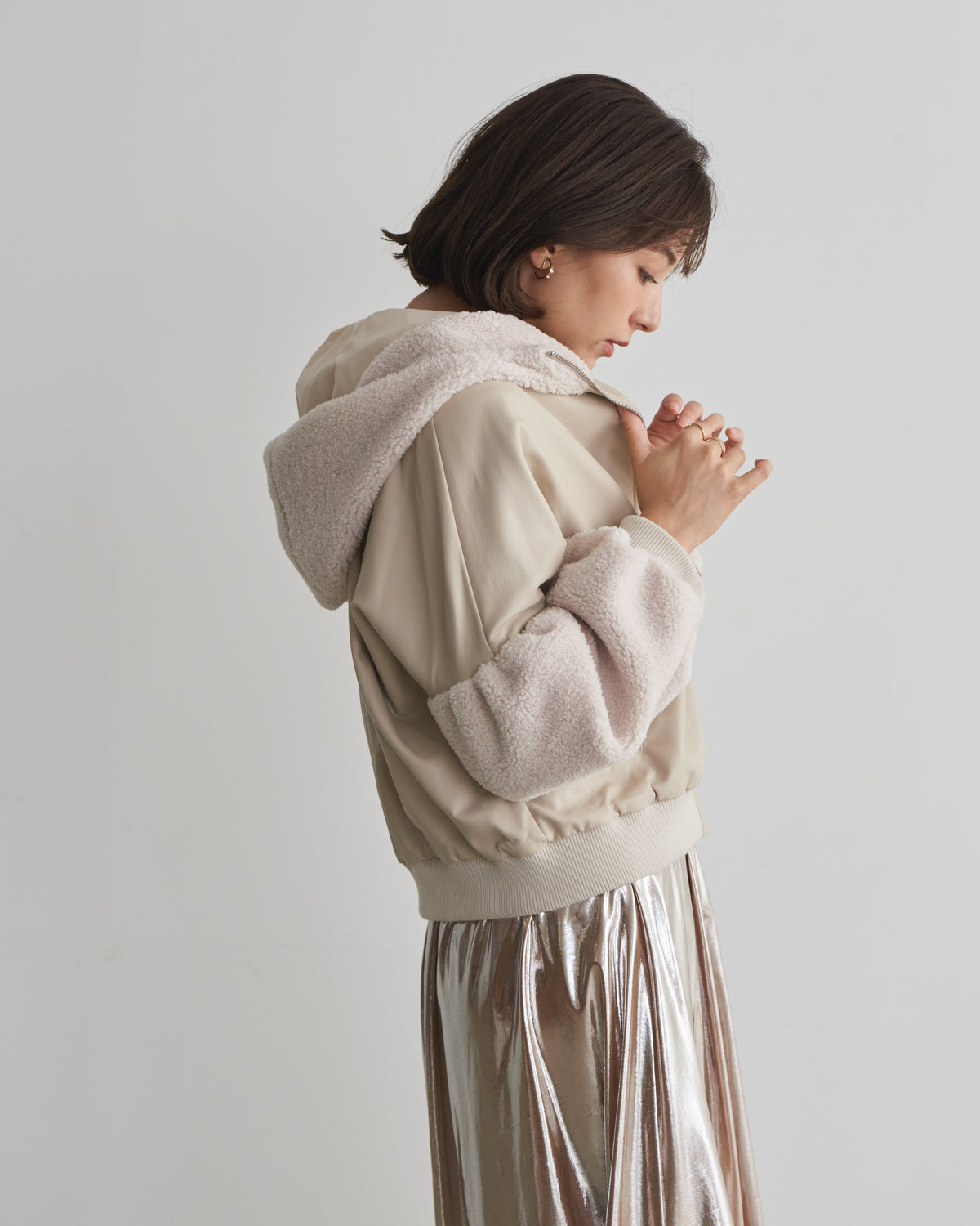 synthetic leather x boa hood jacket