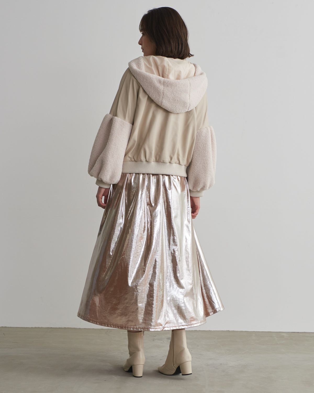 synthetic leather x boa hood jacket