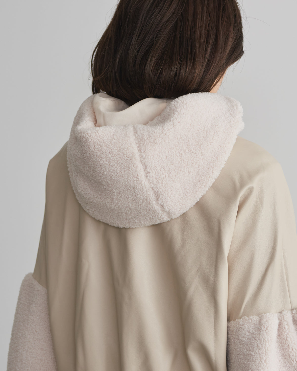 synthetic leather x boa hood jacket