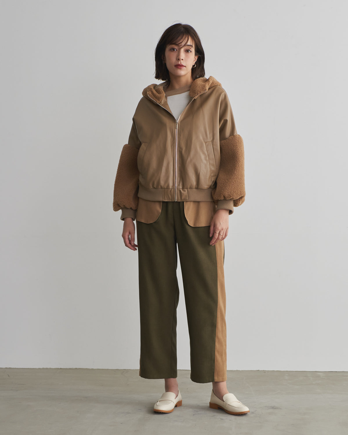 synthetic leather x boa hood jacket