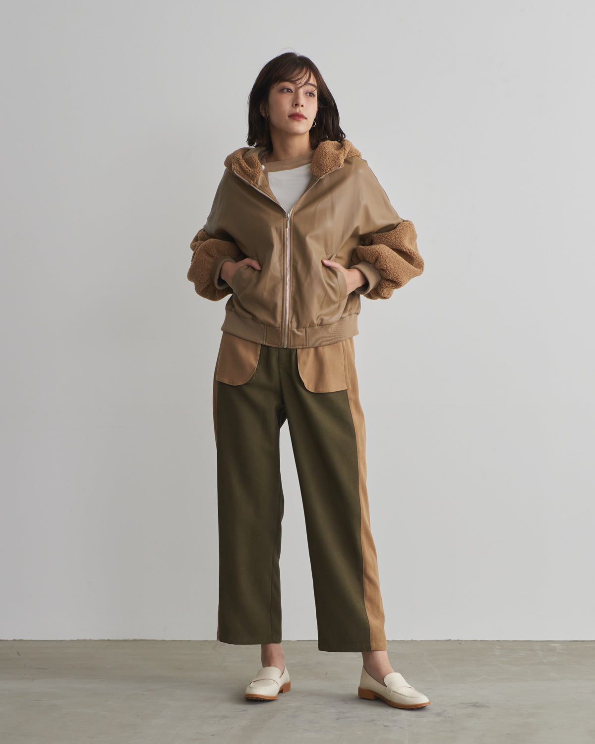 synthetic leather x boa hood jacket