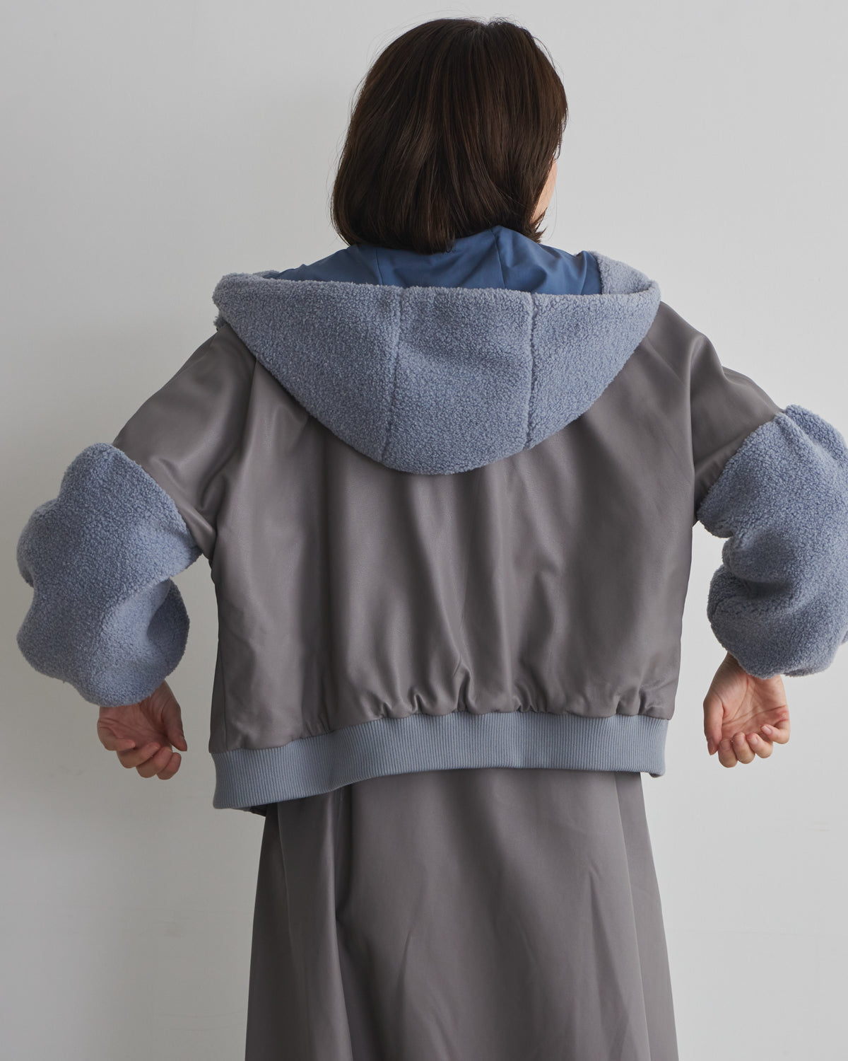 synthetic leather x boa hood jacket