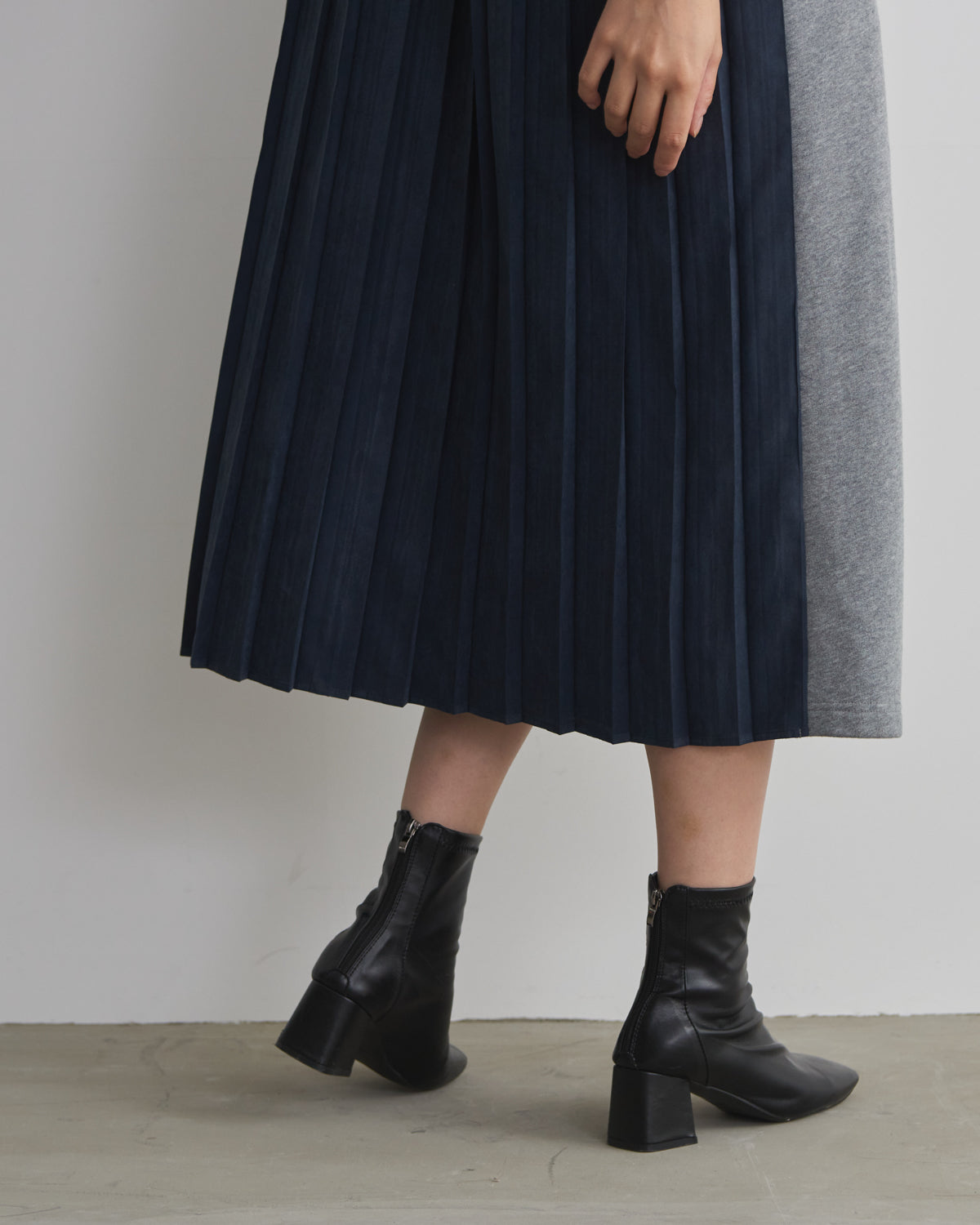 back pleats brushed lining one piece