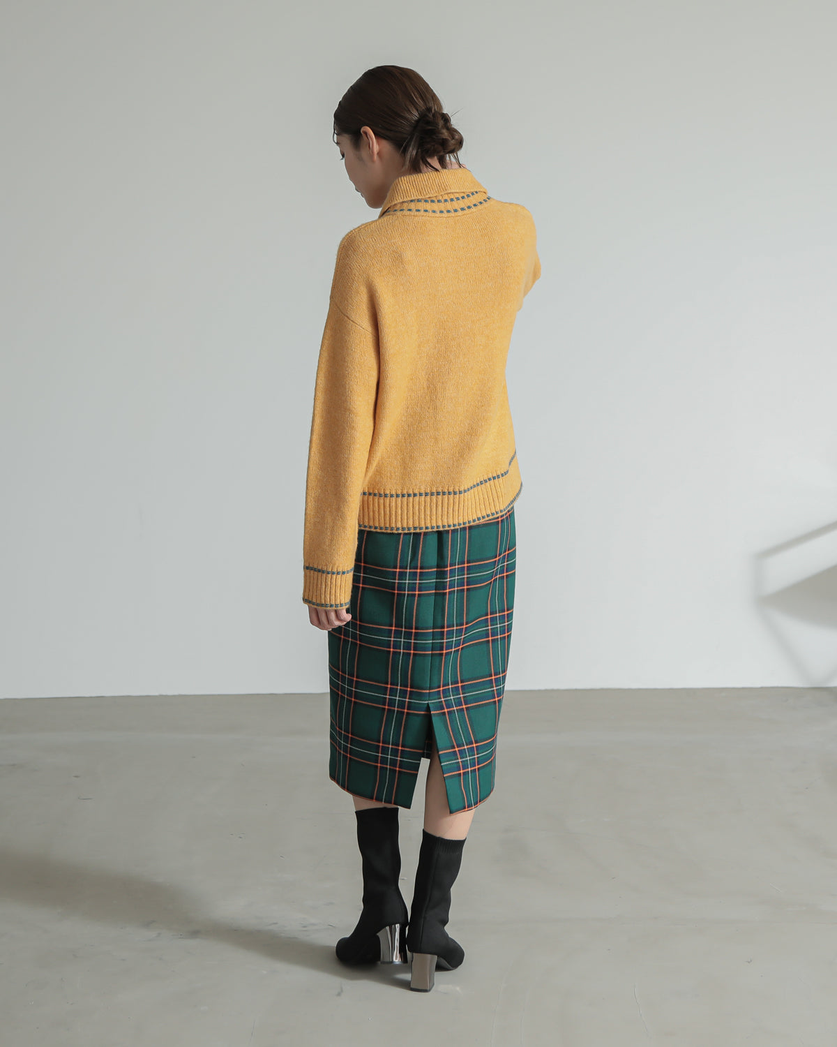 skipper collar pullover
