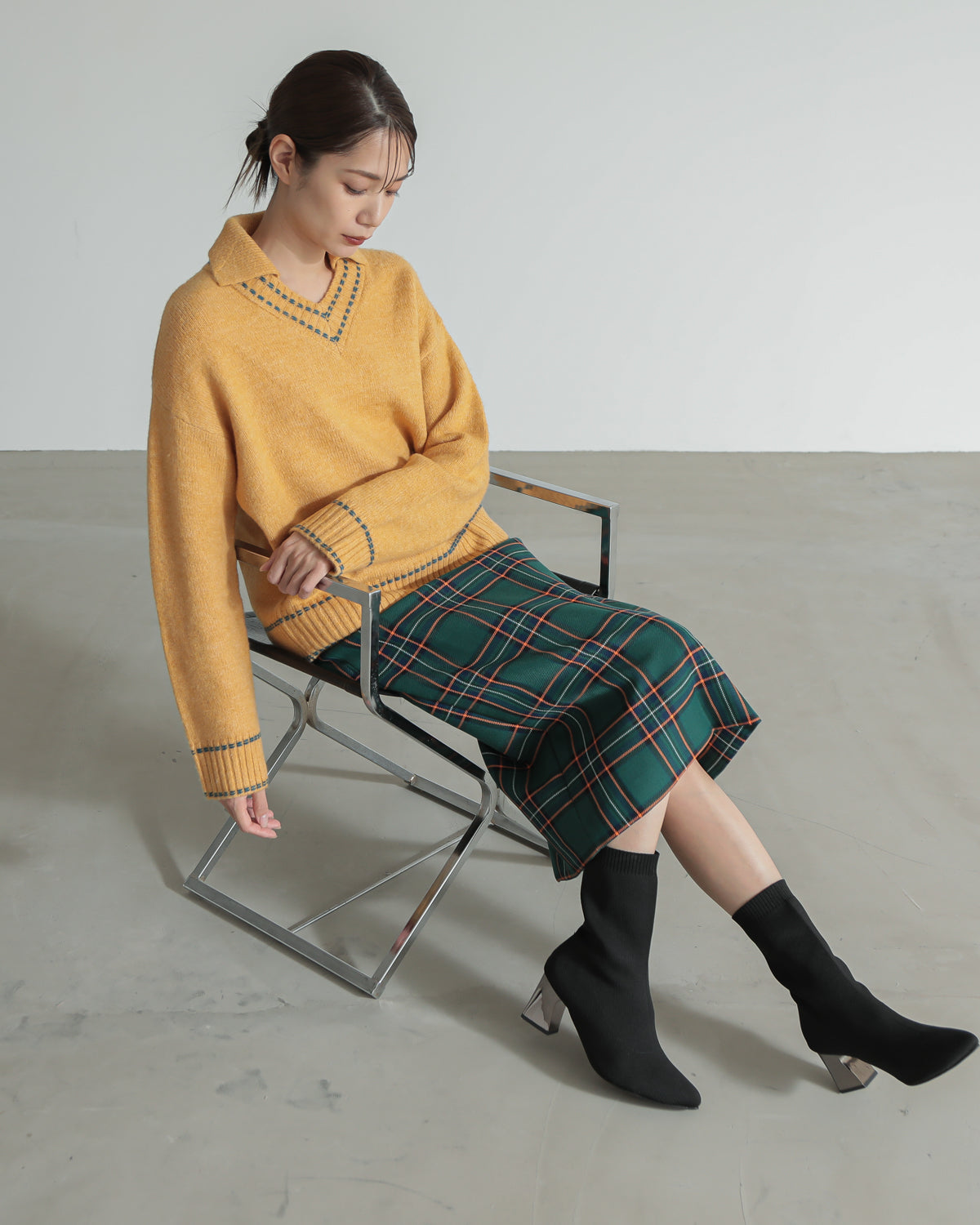 skipper collar pullover