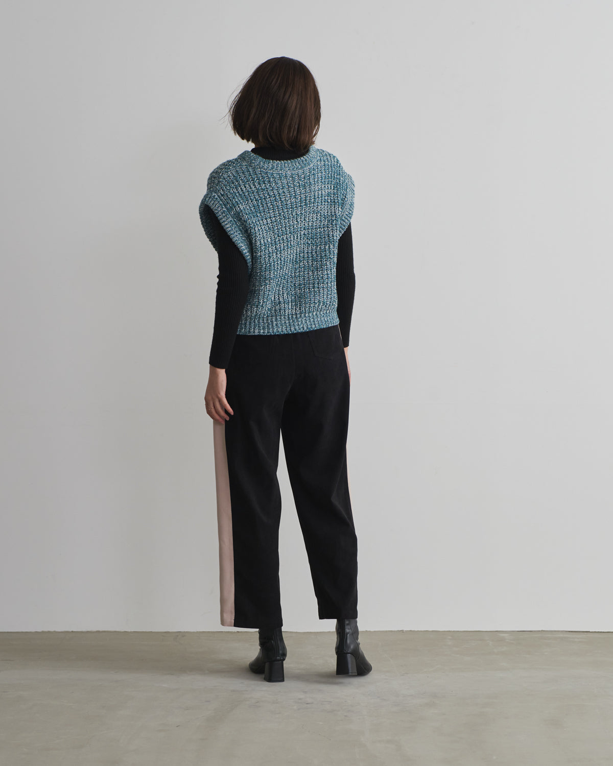 knit vest