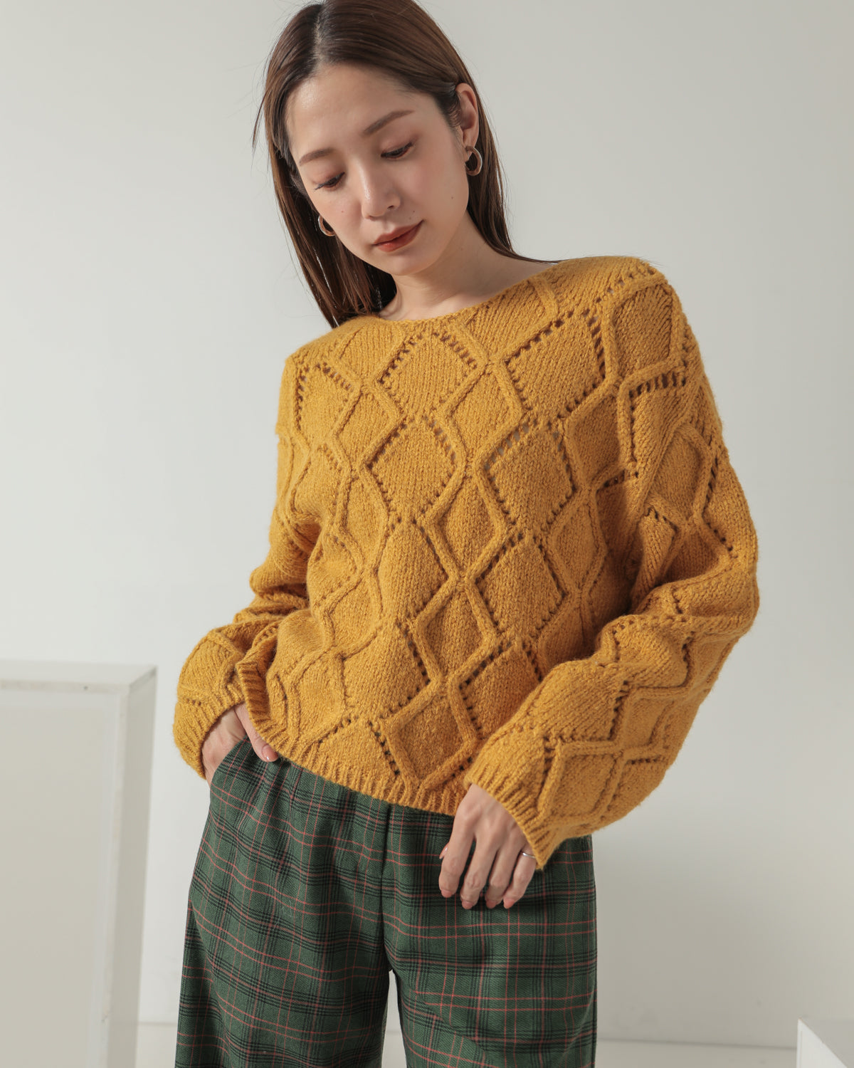 diamond pattern knitted pullover