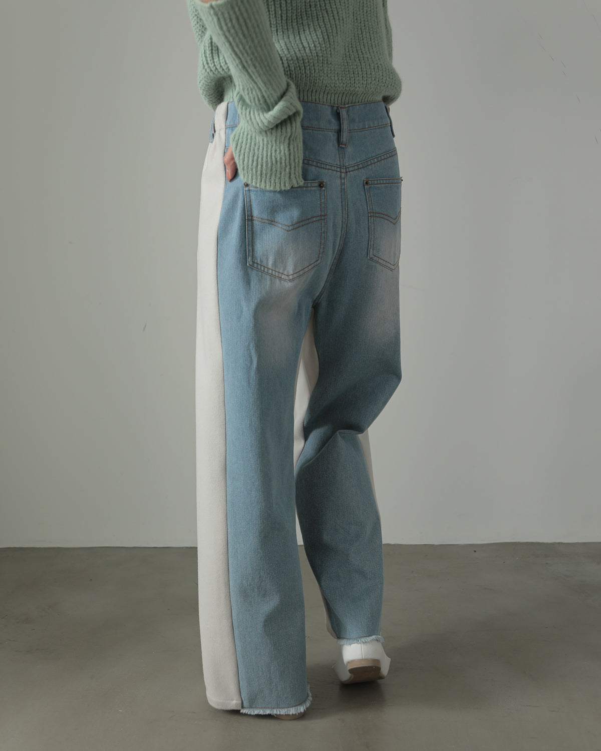 by color Different material denim pants