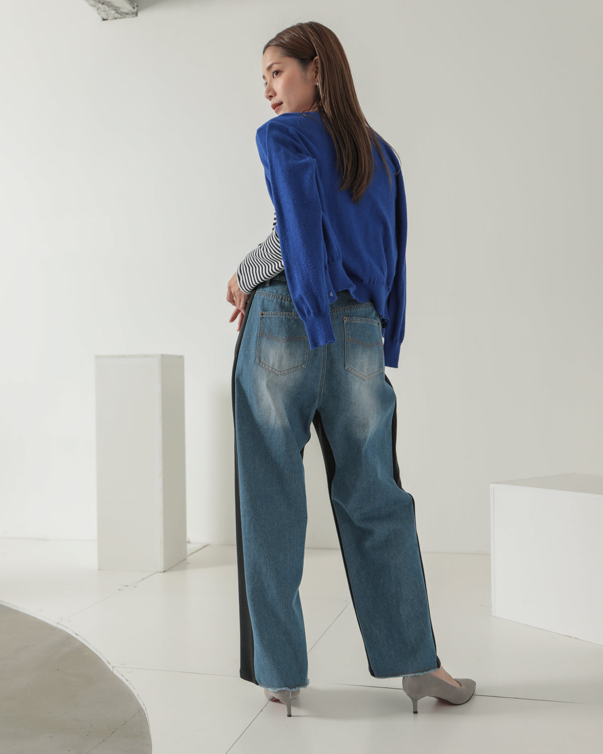 by color Different material denim pants