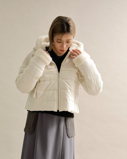 フェイクファートリムショートダウン