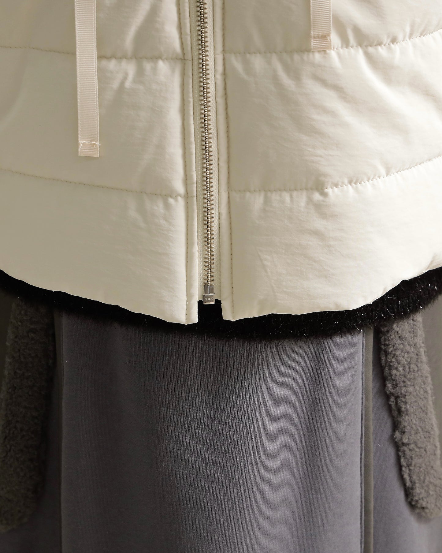 フェイクファートリムショートダウン