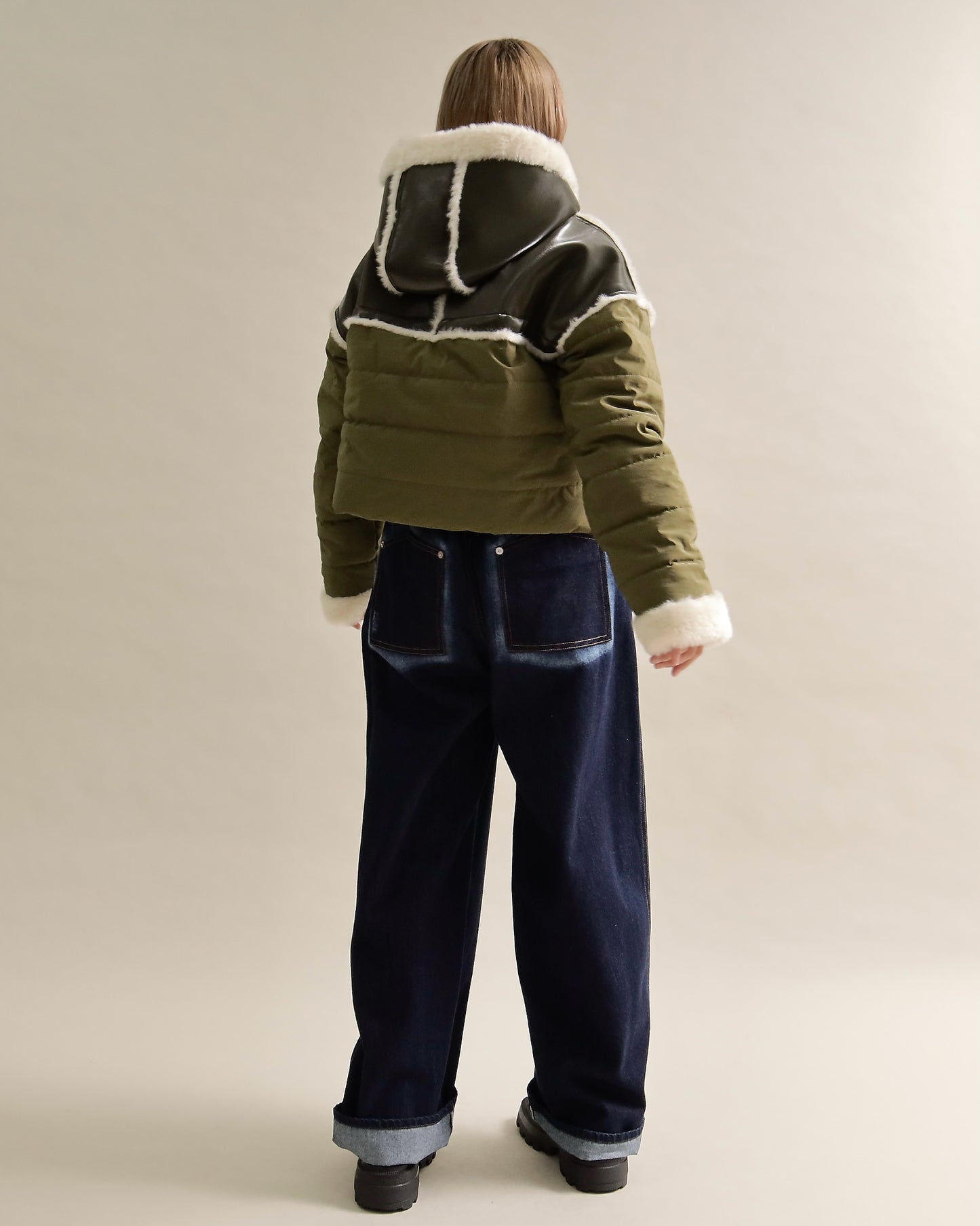 フェイクファートリムショートダウン