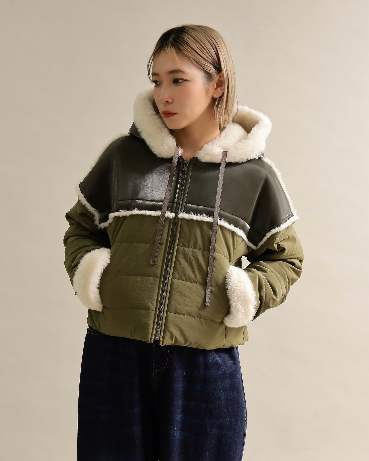 フェイクファートリムショートダウン