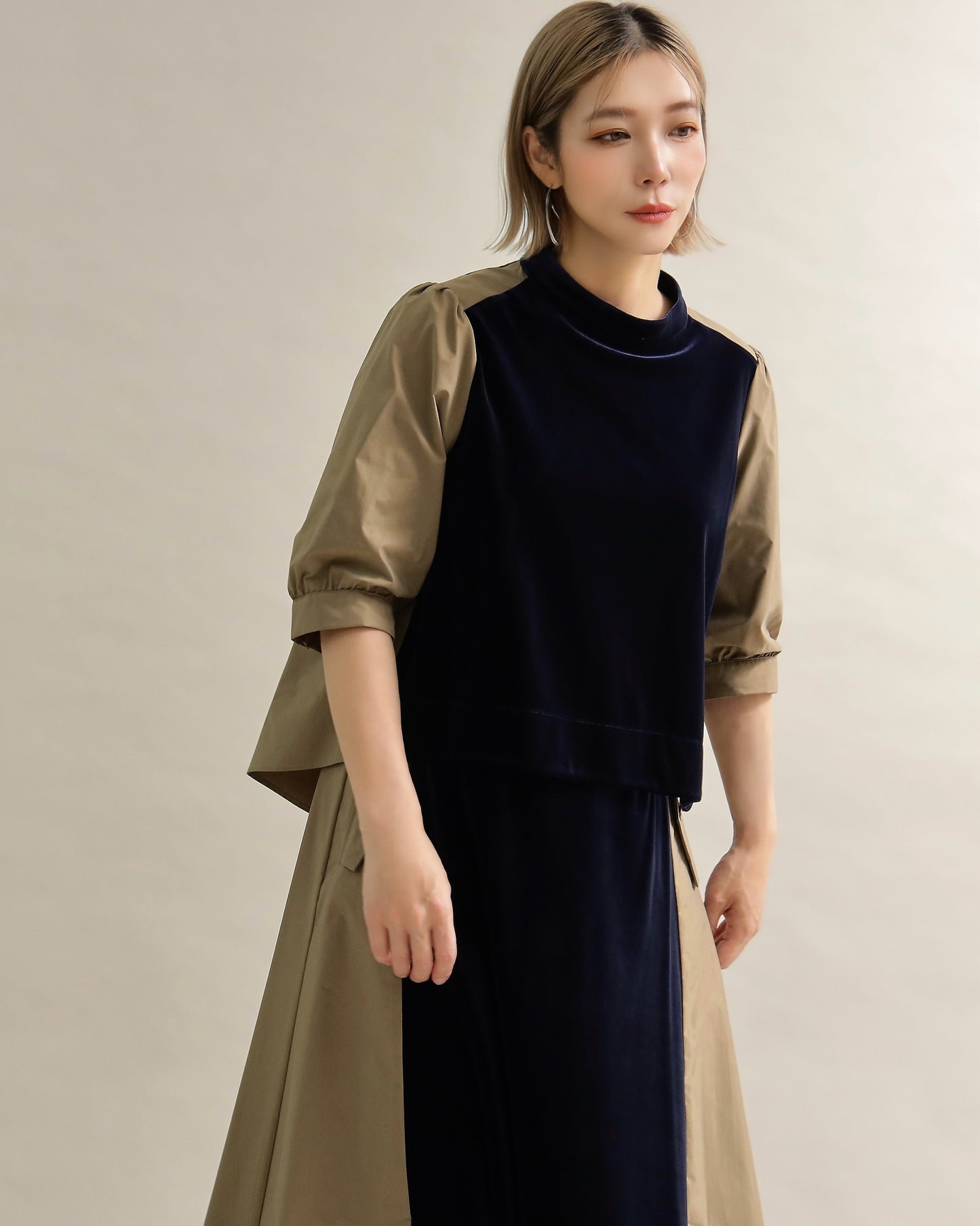 異素材組み合わせブラウス