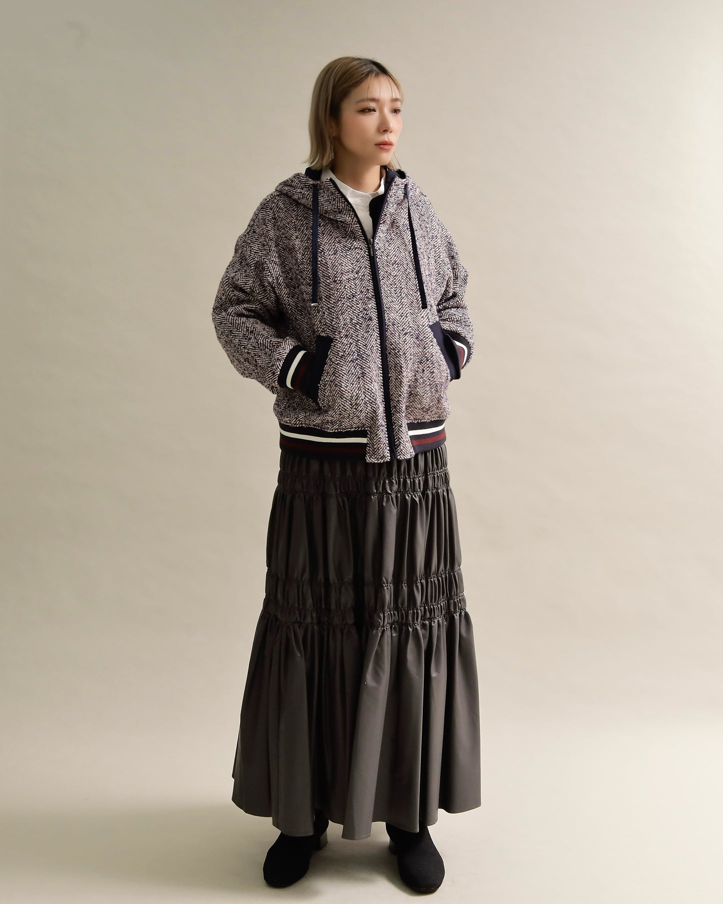 ツイードライクフードブルゾン