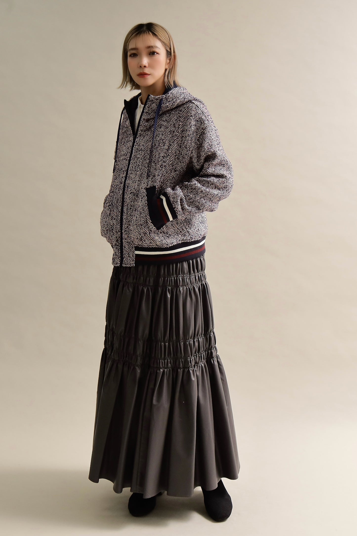 ツイードライクフードブルゾン