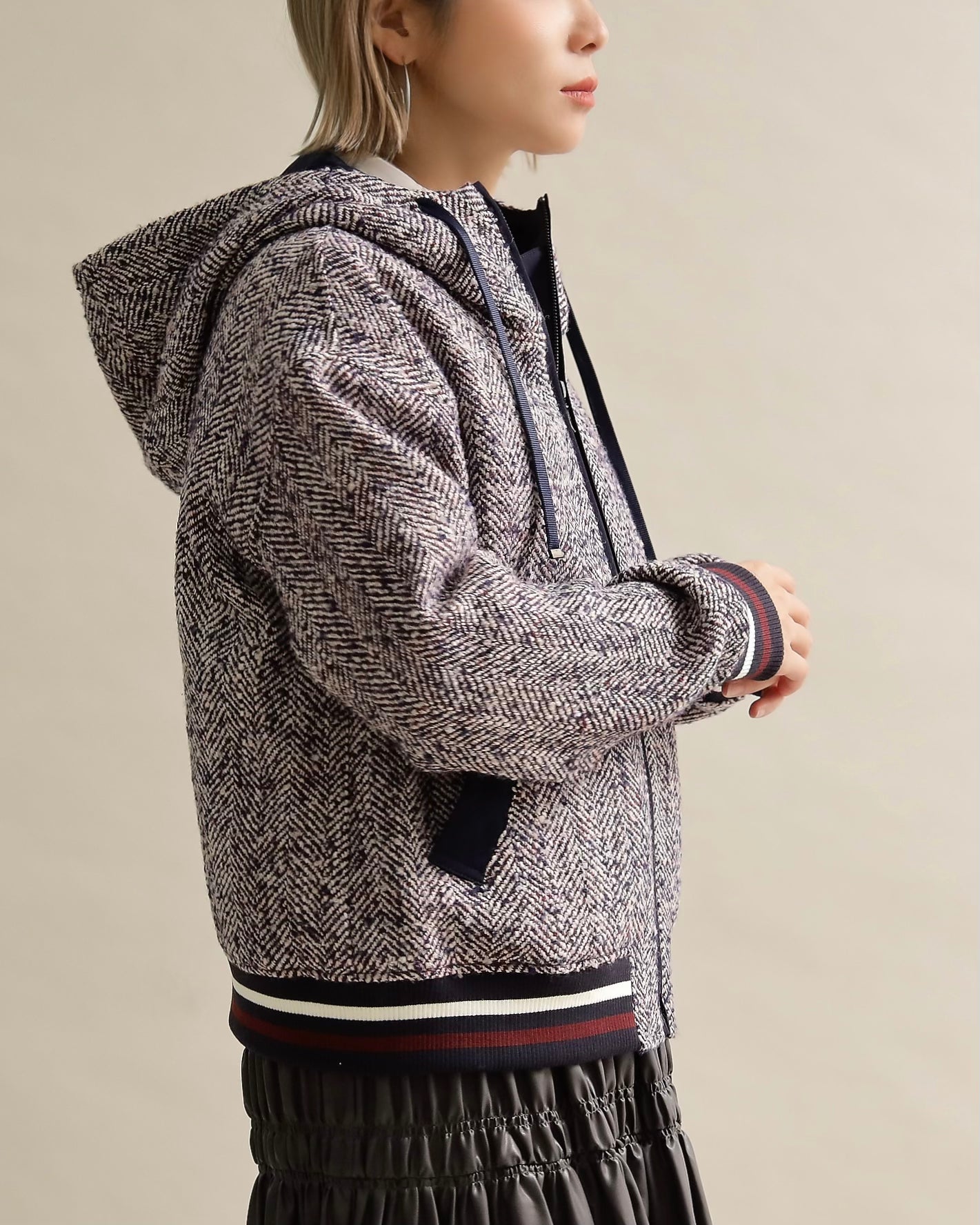 ツイードライクフードブルゾン