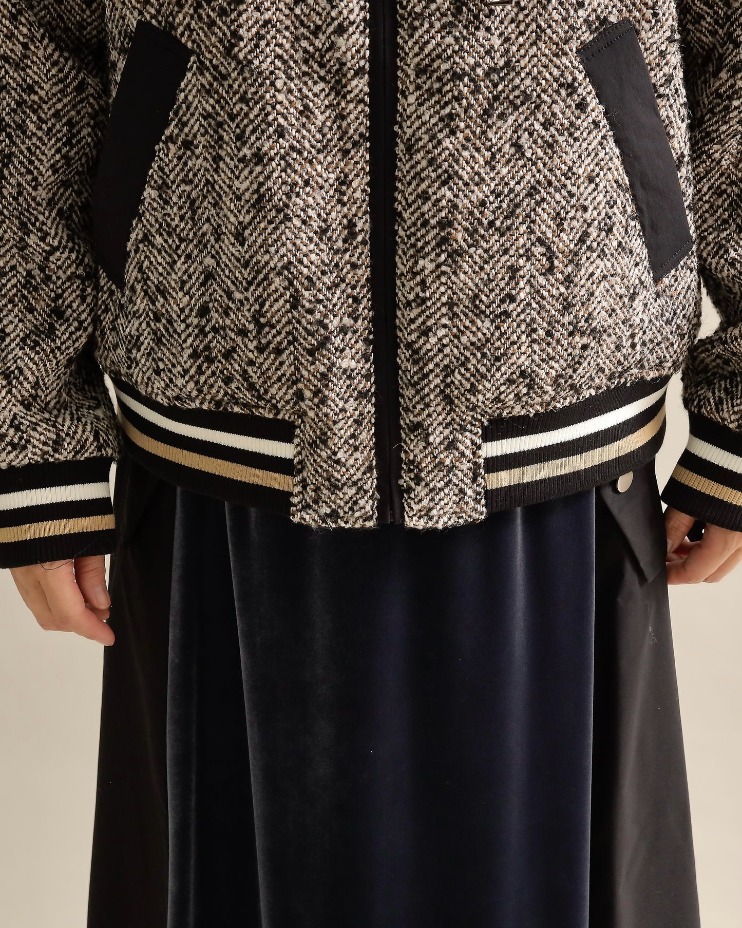 ツイードライクフードブルゾン