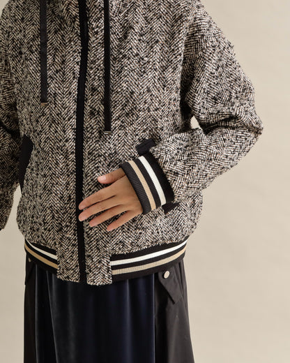 ツイードライクフードブルゾン