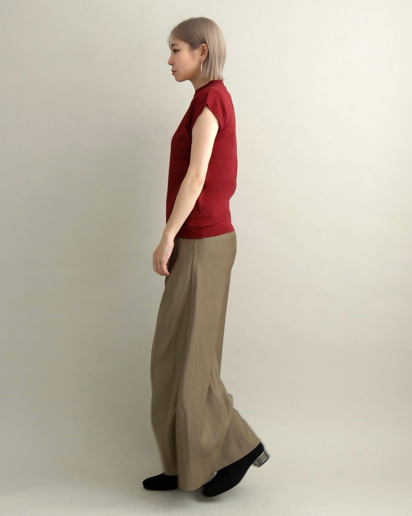 フレンチスリーブニット