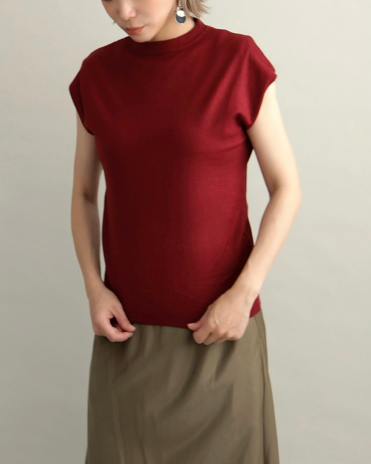 フレンチスリーブニット