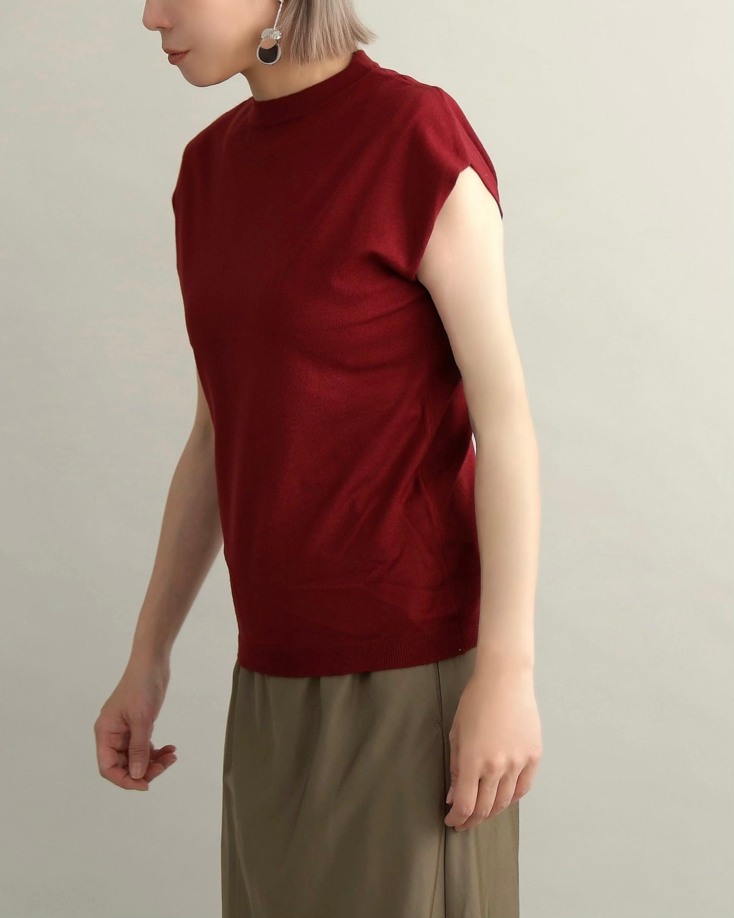 フレンチスリーブニット