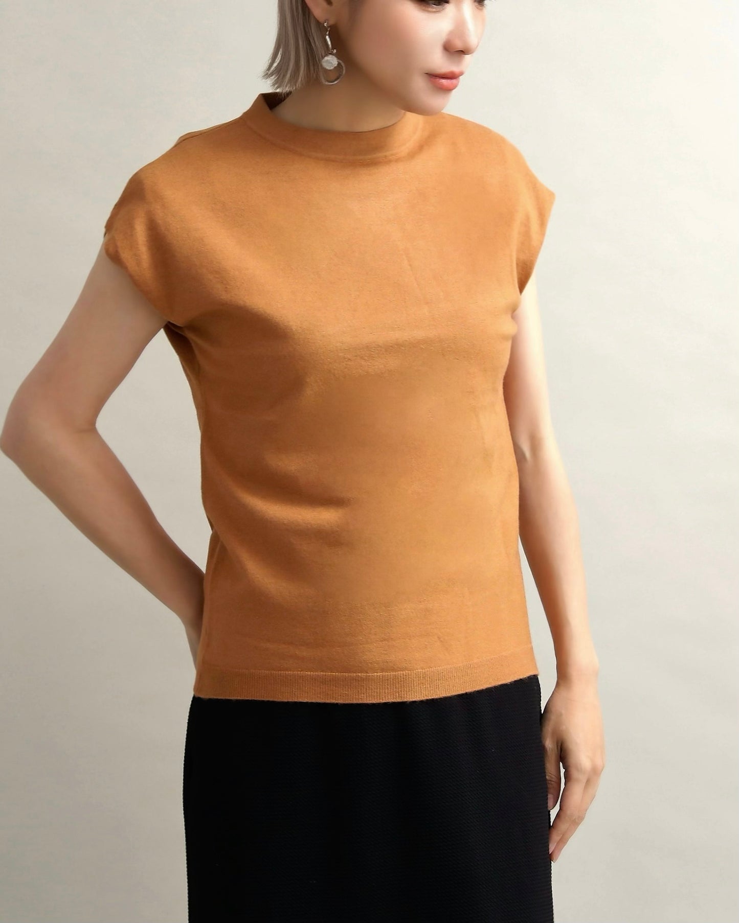 フレンチスリーブニット