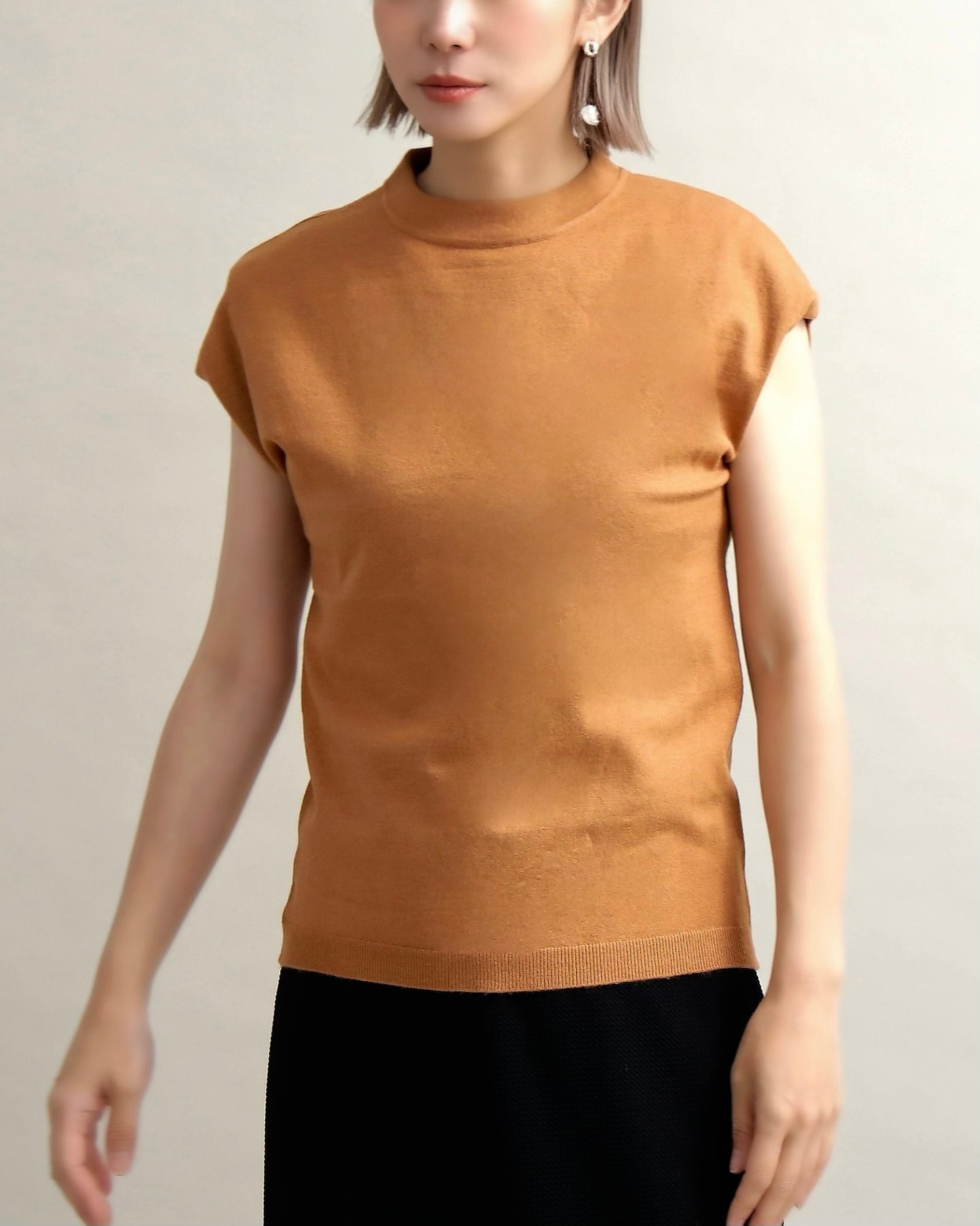 フレンチスリーブニット