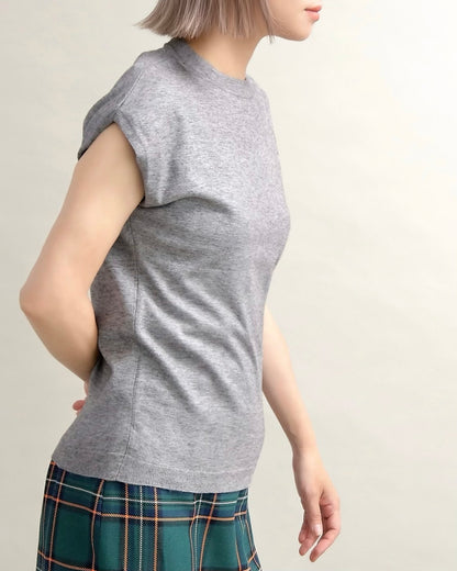 フレンチスリーブニット