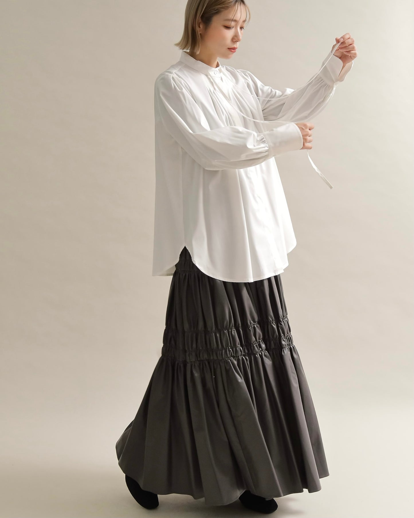 リボンタイブラウス