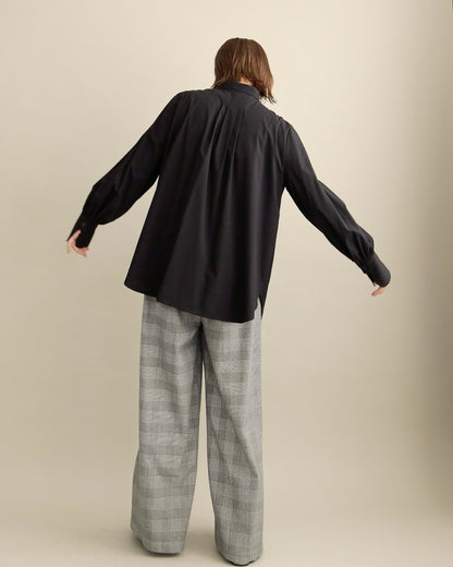 リボンタイブラウス