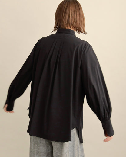 リボンタイブラウス