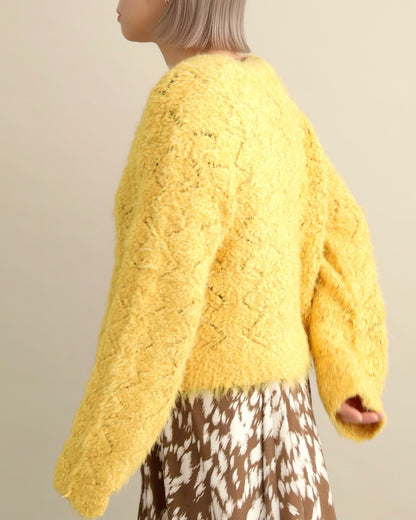 ふわシャギーVネックショートニット