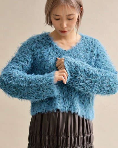 ふわシャギーVネックショートニット