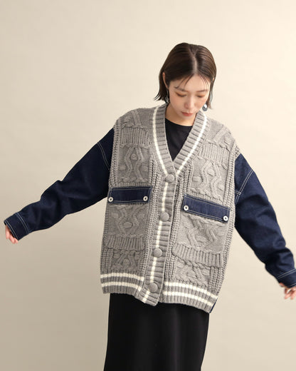 デニムスリーブ異素材ミックスケーブルニットカーディガン