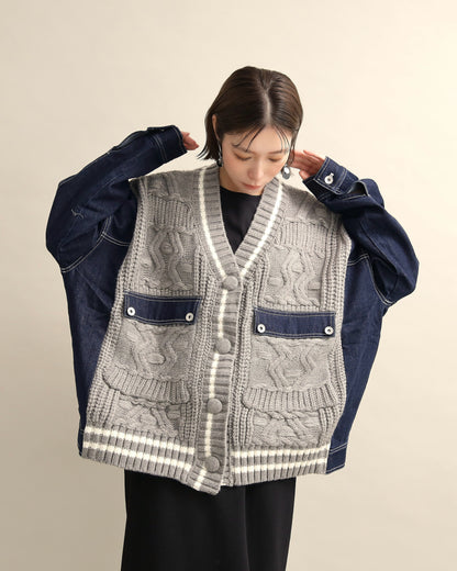 デニムスリーブ異素材ミックスケーブルニットカーディガン